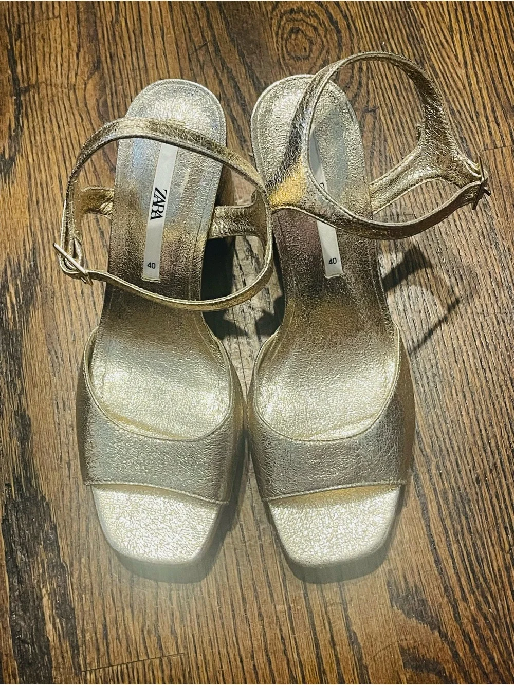 Zara women’s elegant Gold Metallic Platform Block Heel Sandals size 40 us 7.5